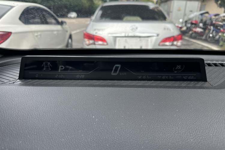 Used NETA AYA 2023 401 Odometer Close Up