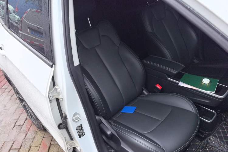 Used NETA AYA 2023 401 Lite Right Front Seat
