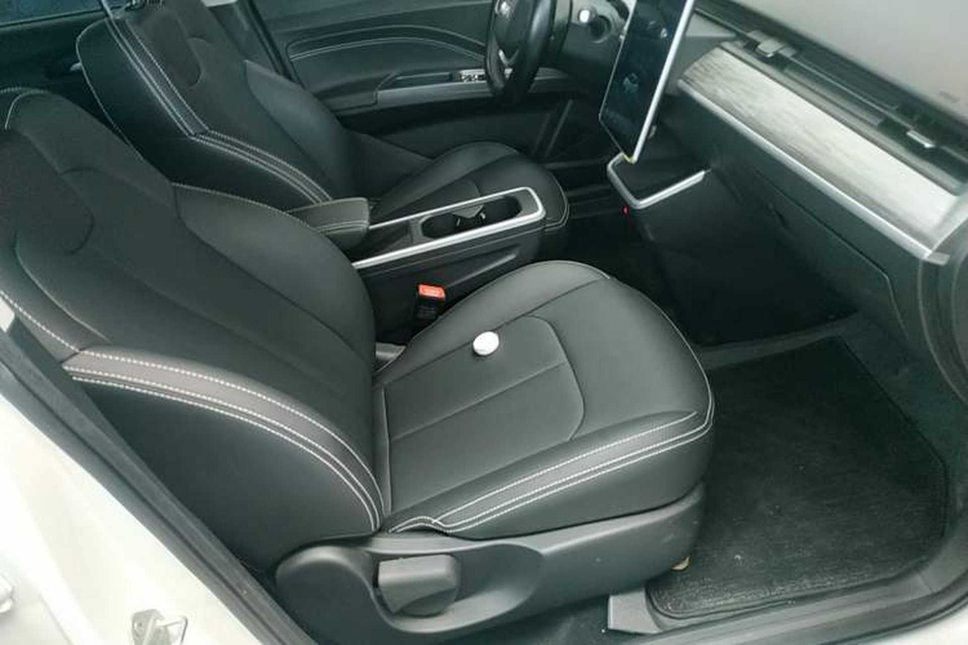 Used NETA AYA 2023 Revised Version 401 Lite Right Front Seat