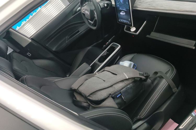 Used NETA AYA 2023 Revised Version 401 Lite Right Front Seat