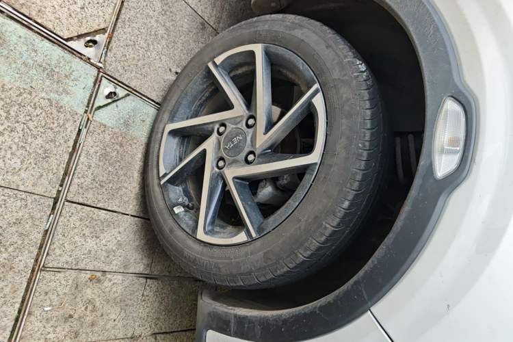 Used NETA AYA 2023 401 Lite Right Front Wheel Hub