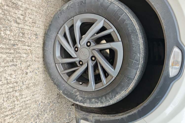 Used NETA AYA 2023 318 Lite Right Front Wheel Hub