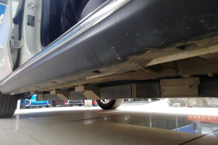 Used NETA AYA 2023 401 Lite Right Side Sill