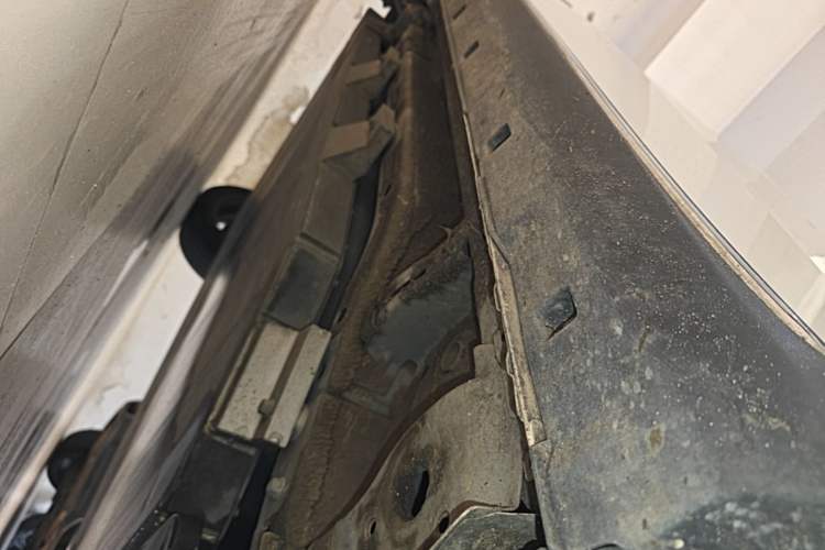 Used NETA AYA 2023 Revised Version 401 Lite Right Side Sill