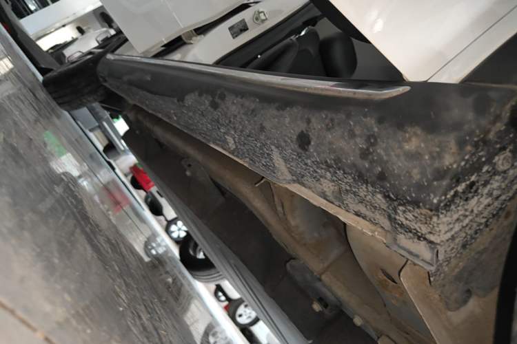 Used NETA AYA 2023 401 Lite Right Side Sill