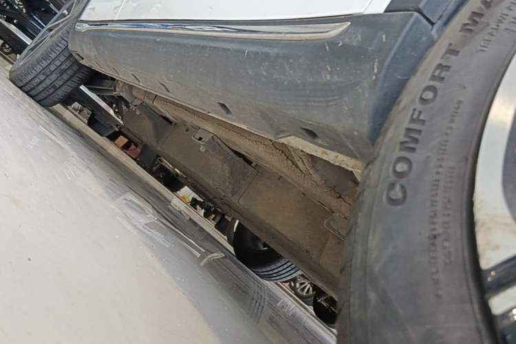 Used NETA AYA 2023 Revised Version 401 Lite Right Side Sill