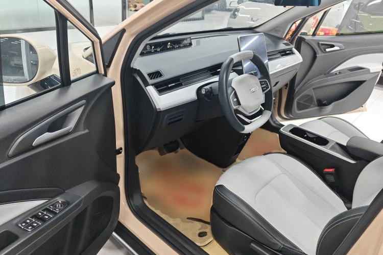 Used NETA AYA 2023 401 Lite Driver Seat