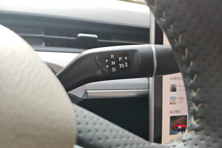 Used NETA AYA 2023 401 Gear Lever