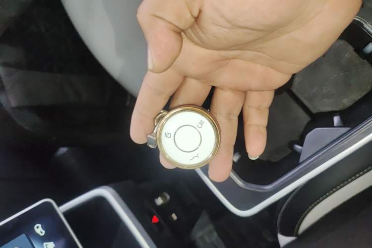 Used NETA AYA 2023 Revised Version 401 Lite Interior 1