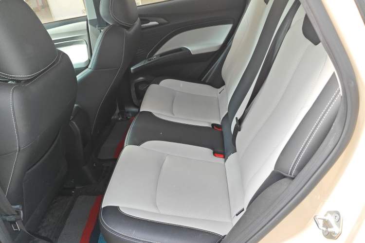 Used NETA AYA 2023 401 Left Rear Seat