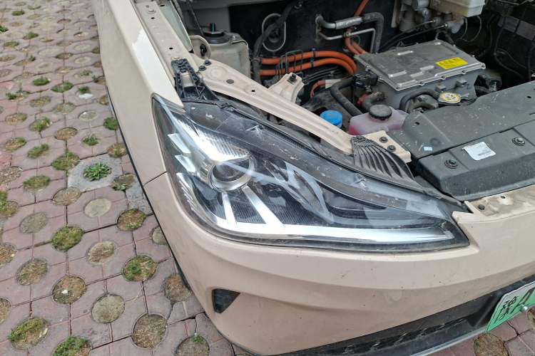 Used NETA AYA 2023 Revised Version 401 Lite Right Front Headlight