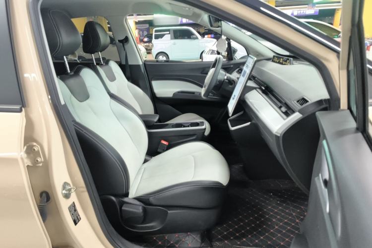 Used NETA AYA 2023 401 Lite Right Front Seat