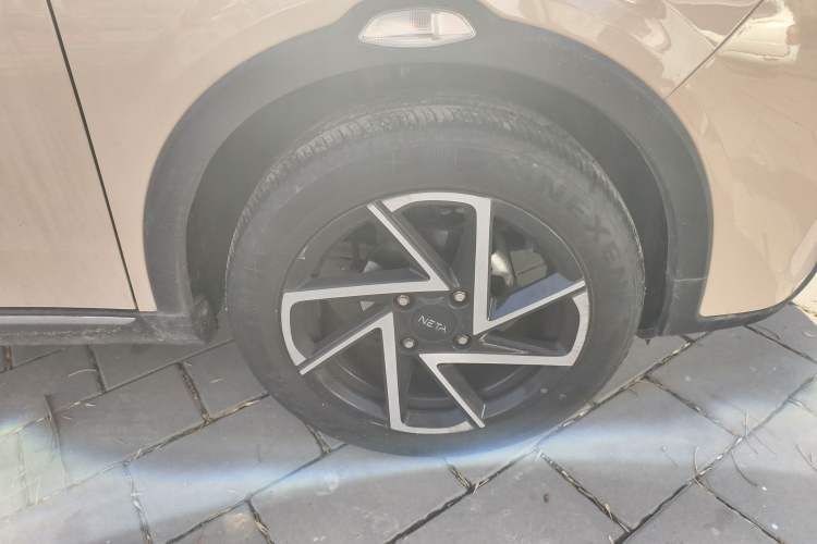 Used NETA AYA 2023 401 Lite Right Front Wheel Hub