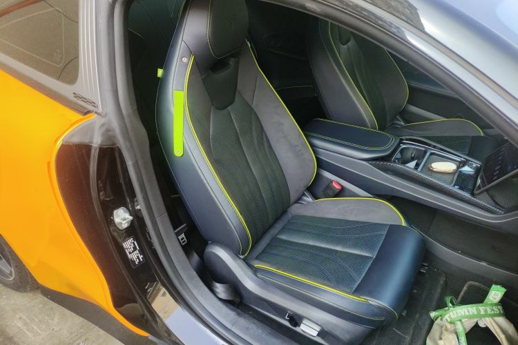 Used NETA GT 2023 560 Lite Right Front Seat