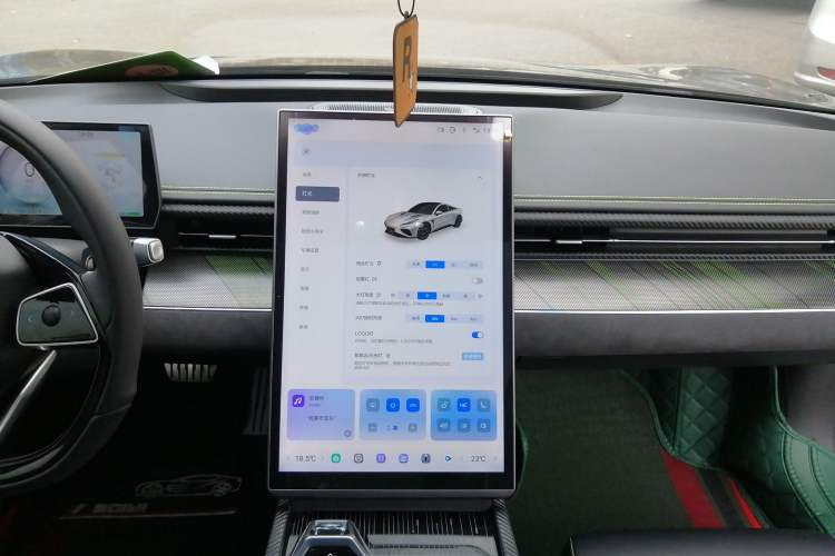 Used NETA GT 2023 560 Audio And AC Panel