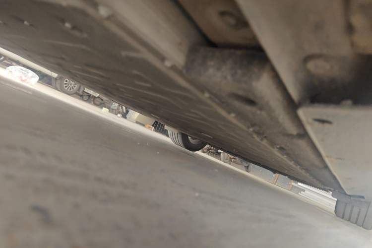 Used NETA GT 2023 560 Chassis Front Left