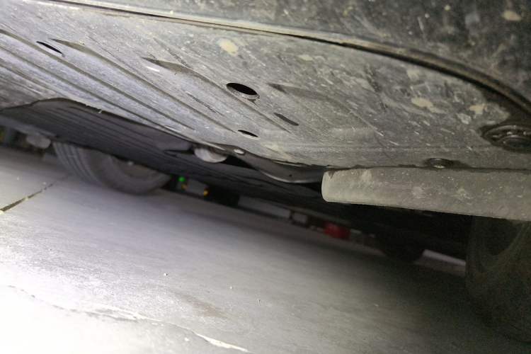 Used NETA GT 2023 560 Chassis Front Left