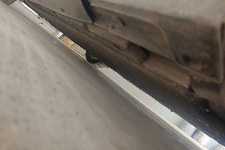 Used NETA GT 2023 560 Chassis Front Right