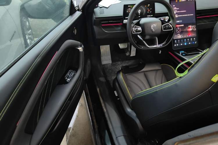 Used NETA GT 2023 560 Driver Seat