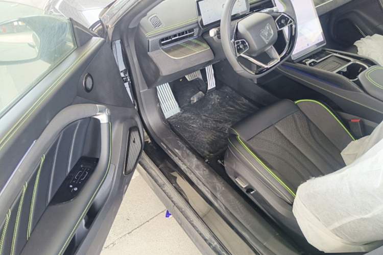 Used NETA GT 2023 560 Driver Seat