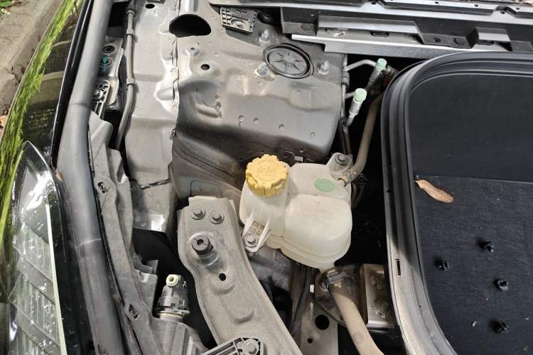 Used NETA GT 2023 560 Engine Bay Right