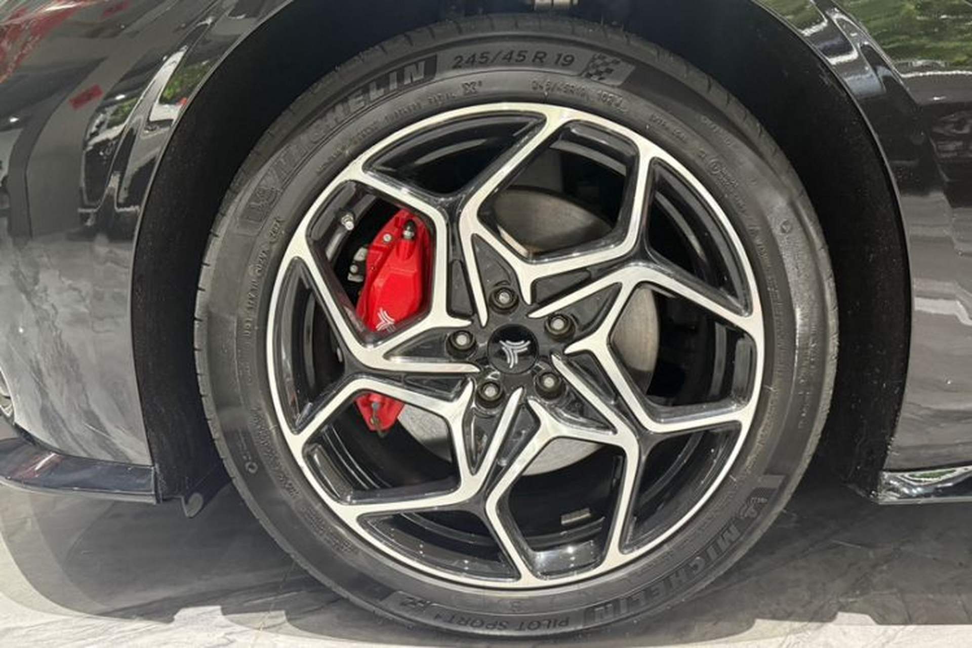 Used NETA GT 2023 580 AWD Exterior 5