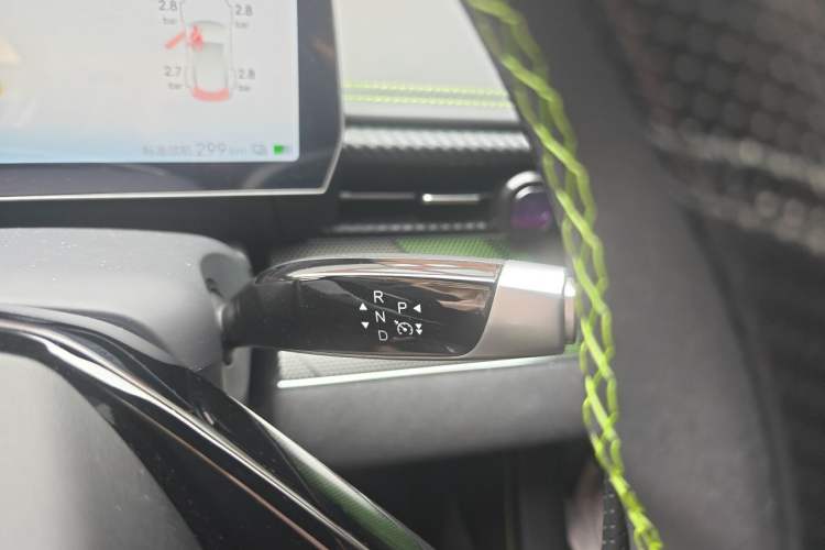 Used NETA GT 2023 560 Gear Lever