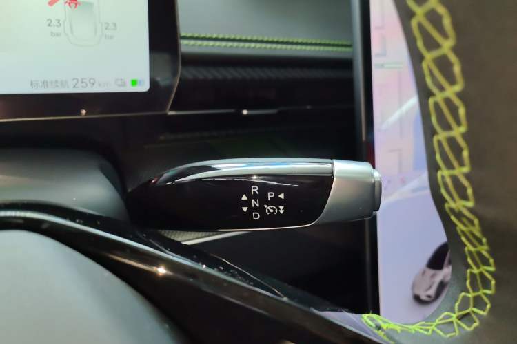 Used NETA GT 2023 580 AWD Gear Lever