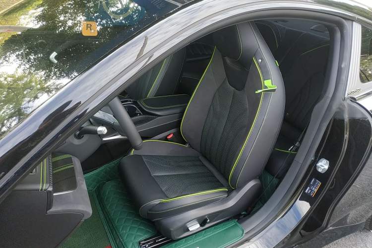 Used NETA GT 2023 560 Left Front Seat