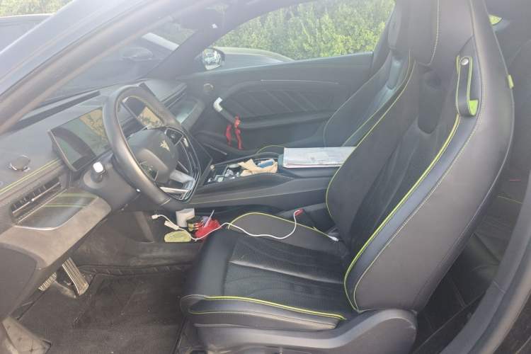 Used NETA GT 2023 560 Left Front Seat