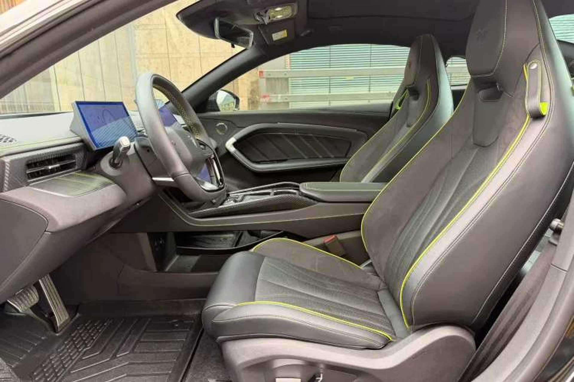 Used NETA GT 2023 580 AWD Left Front Seat