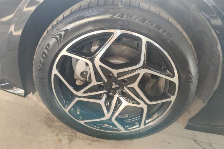 Used NETA GT 2023 560 Lite Left Front Wheel Hub