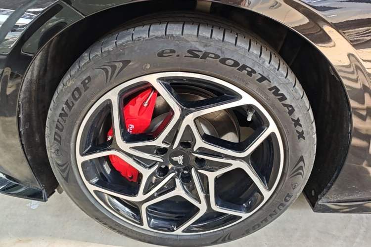 Used NETA GT 2023 560 Left Front Wheel Hub