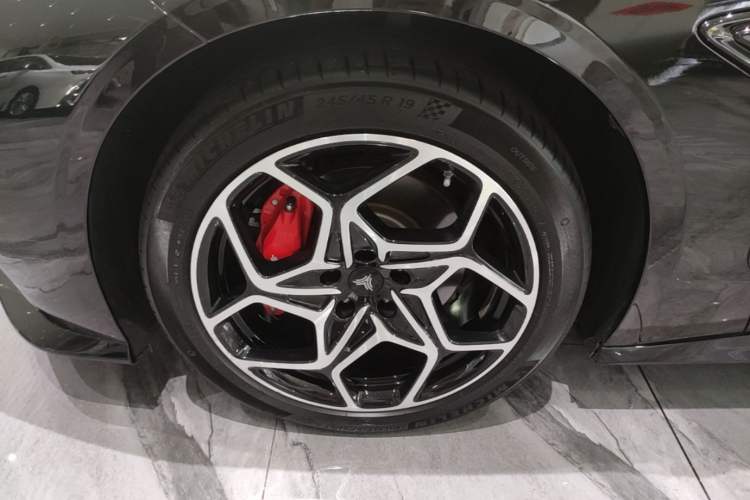Used NETA GT 2023 580 AWD Left Front Wheel Hub