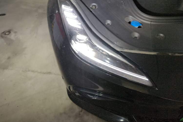 Used NETA GT 2023 560 Right Front Headlight