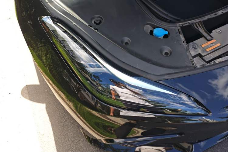 Used NETA GT 2023 580 AWD Right Front Headlight