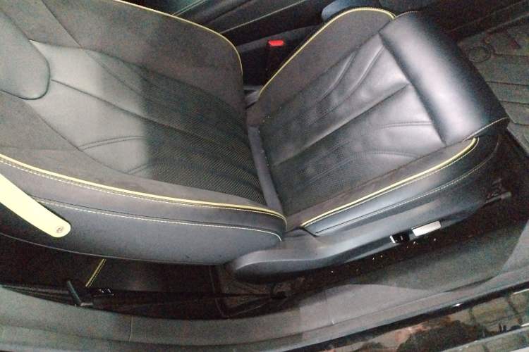 Used NETA GT 2023 560 Right Front Seat