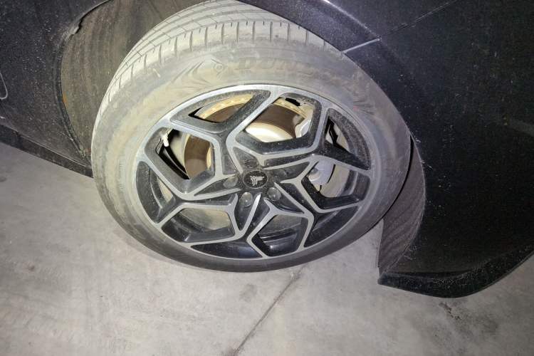 Used NETA GT 2023 560 Right Front Wheel Hub