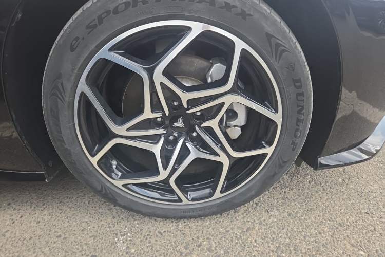 Used NETA GT 2023 560 Right Front Wheel Hub