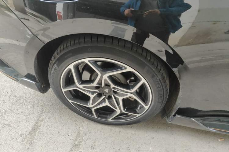 Used NETA GT 2023 660 Right Rear Wheel Hub