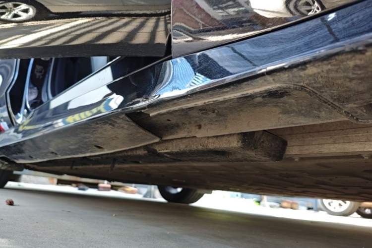 Used NETA GT 2023 560 Right Side Sill
