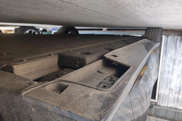 Used NETA GT 2023 560 Right Side Sill