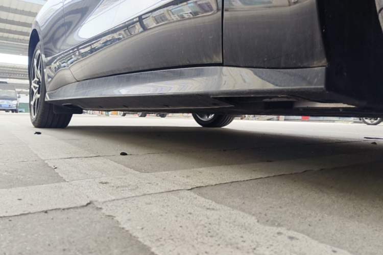 Used NETA GT 2023 560 Right Side Sill