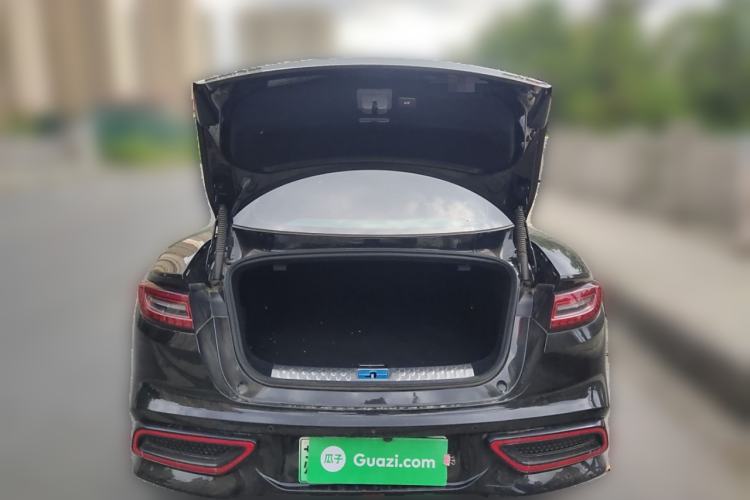 Used NETA GT 2023 580 AWD Trunk