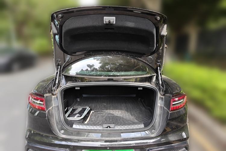 Used NETA GT 2023 560 Trunk