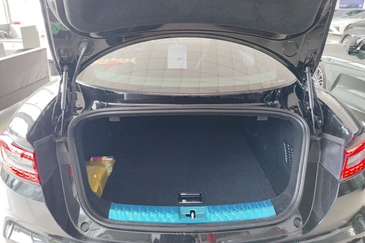 Used NETA GT 2023 560 Trunk