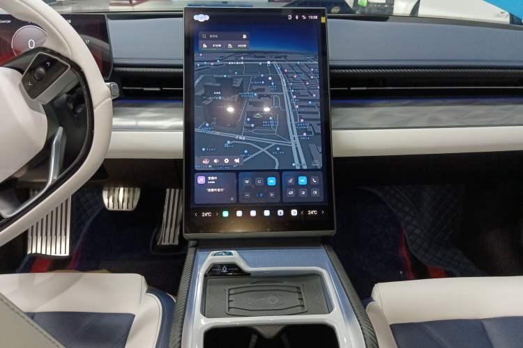 Used NETA GT 2023 560 Audio And AC Panel