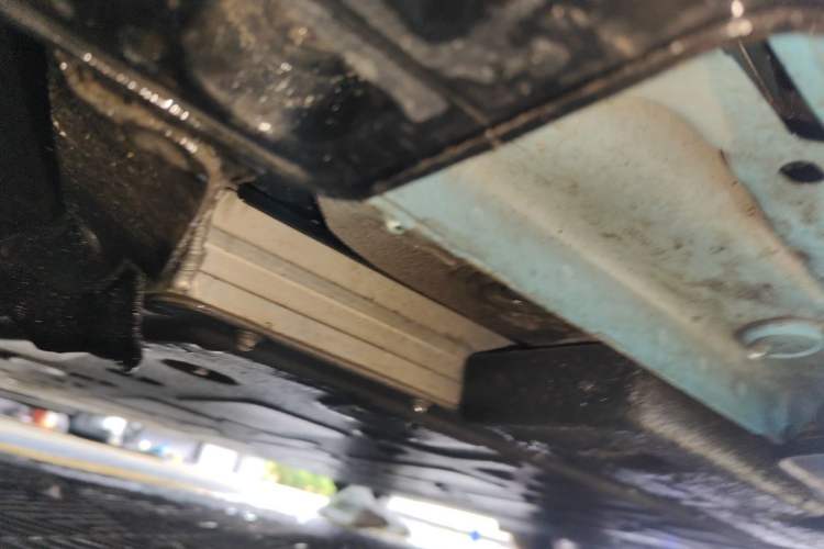 Used NETA GT 2023 560 Chassis Front Left