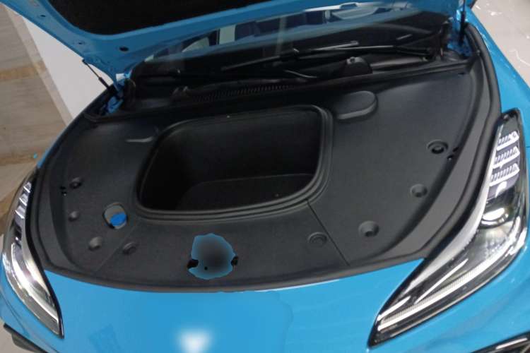 Used NETA GT 2023 560 Engine Bay