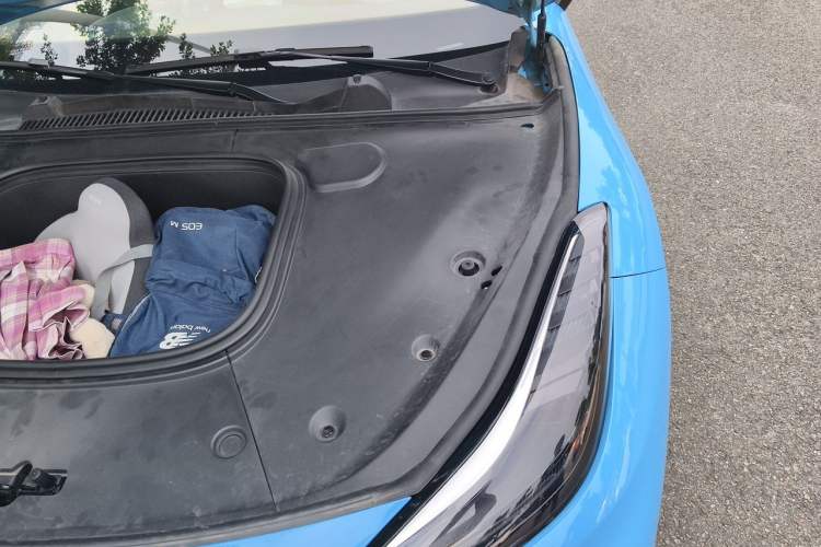 Used NETA GT 2023 580 AWD Engine Bay Left